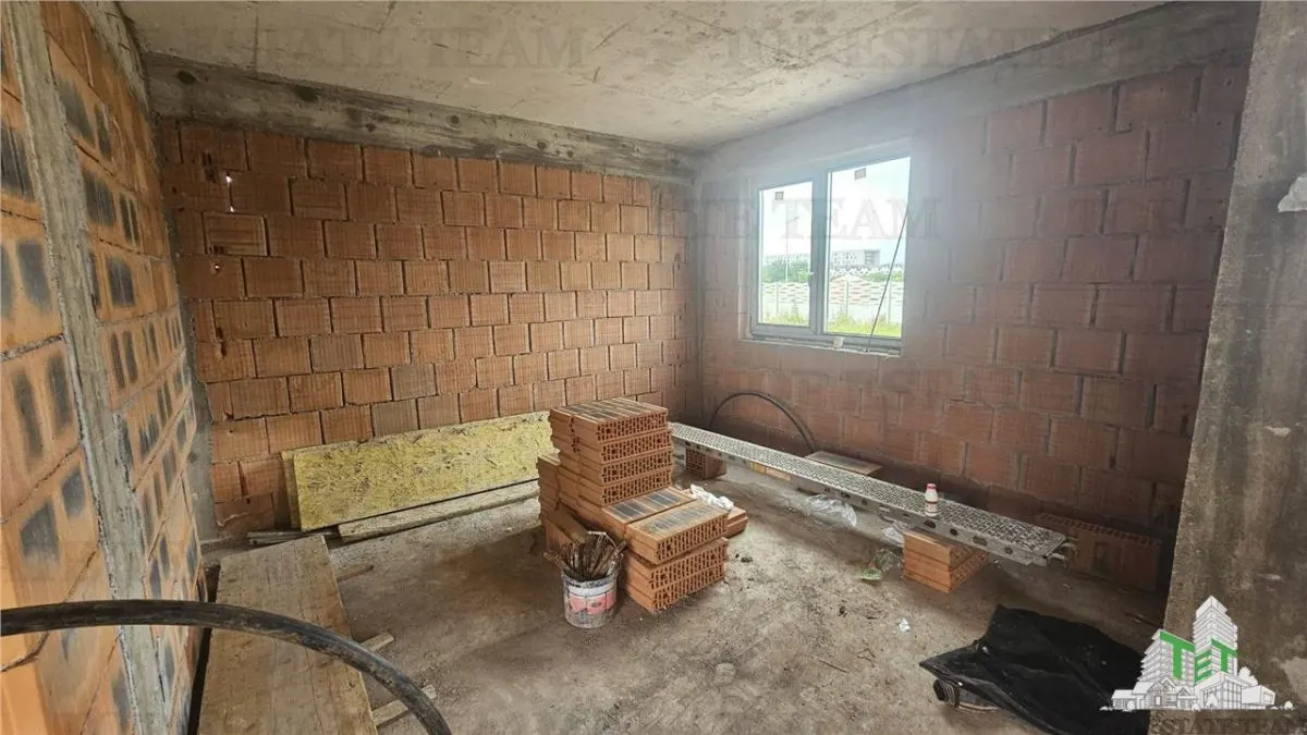 Vila individuala 6 camere P+1+M in spatele Cartierului Latin - foto 2