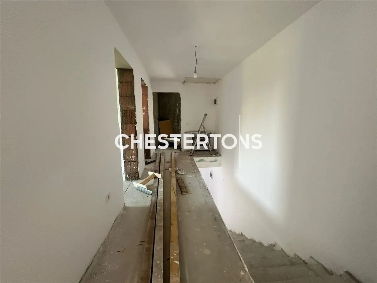 Vila moderna, 4 camere + curte ,zona linistita, oportunitate unica - foto 2