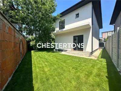 Vila moderna, 4 camere + curte ,zona linistita, oportunitate unica - foto 17