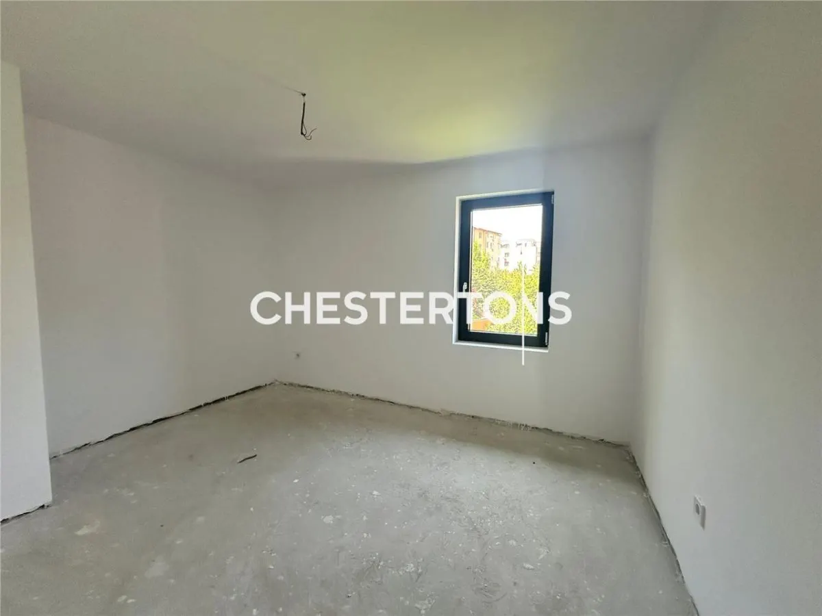 Vila moderna, 4 camere + curte ,zona linistita, oportunitate unica - foto 7