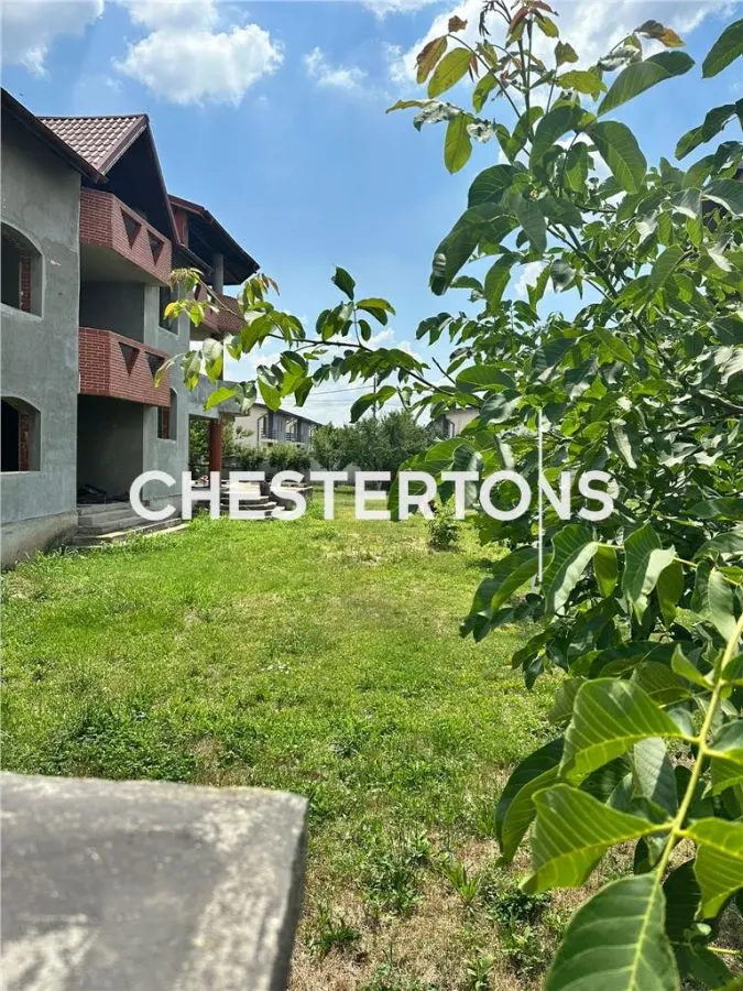Vila Exclusivista , 9 camere + 1200mp teren , toate utilitatile, in apropiere de metrou  Raul Doamnei - foto 3