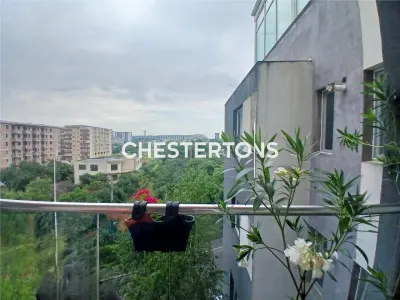 Apartament spatios 2 camere decomandate, vedere libera, Metalurgiei/Aparatorii Patriei - Bucuresti