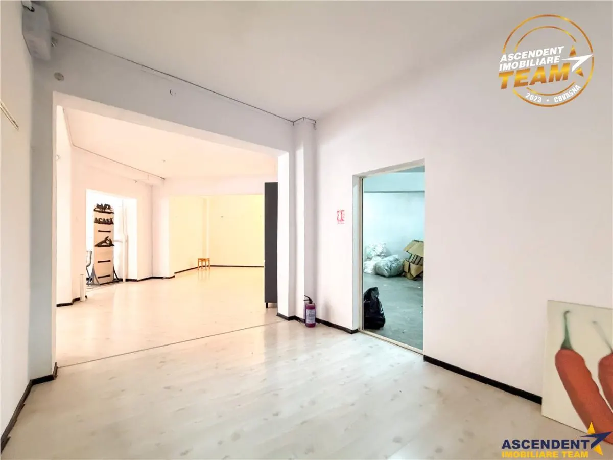 Spatiu comercial versatil, fostul Sicmob Sfantu Gheorghe: acces facil & vizibilitate ridicata - foto 12