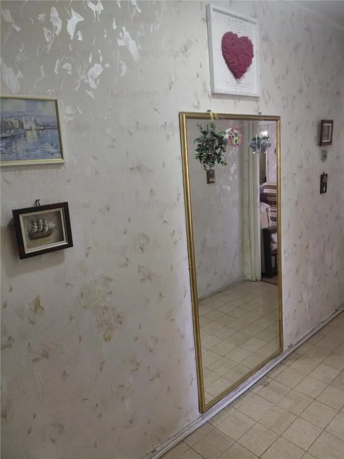 Vanzare apartament 4 camere | Pantelimon | Delfinului | et 4/10 | dec | 87mp utili | curat | liber | bl 1977 | - foto 10