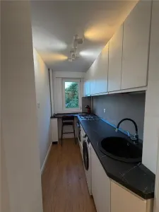 Vânzare apartament 2 camere | Piata Romana | bl 1975 | fara risc/ urgenta risc seismic | etaj 3/10 | renovat | mobilat si utilat nou | - foto 12