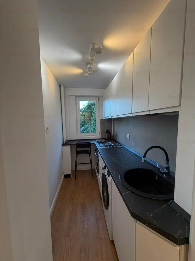 Vânzare apartament 2 camere | Piata Romana | bl 1975 | fara risc/ urgenta risc seismic | etaj 3/10 | renovat | mobilat si utilat nou | - foto 12