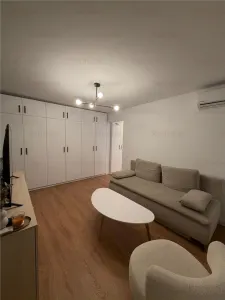 Vânzare apartament 2 camere | Piata Romana | bl 1975 | fara risc/ urgenta risc seismic | etaj 3/10 | renovat | mobilat si utilat nou | - foto 18