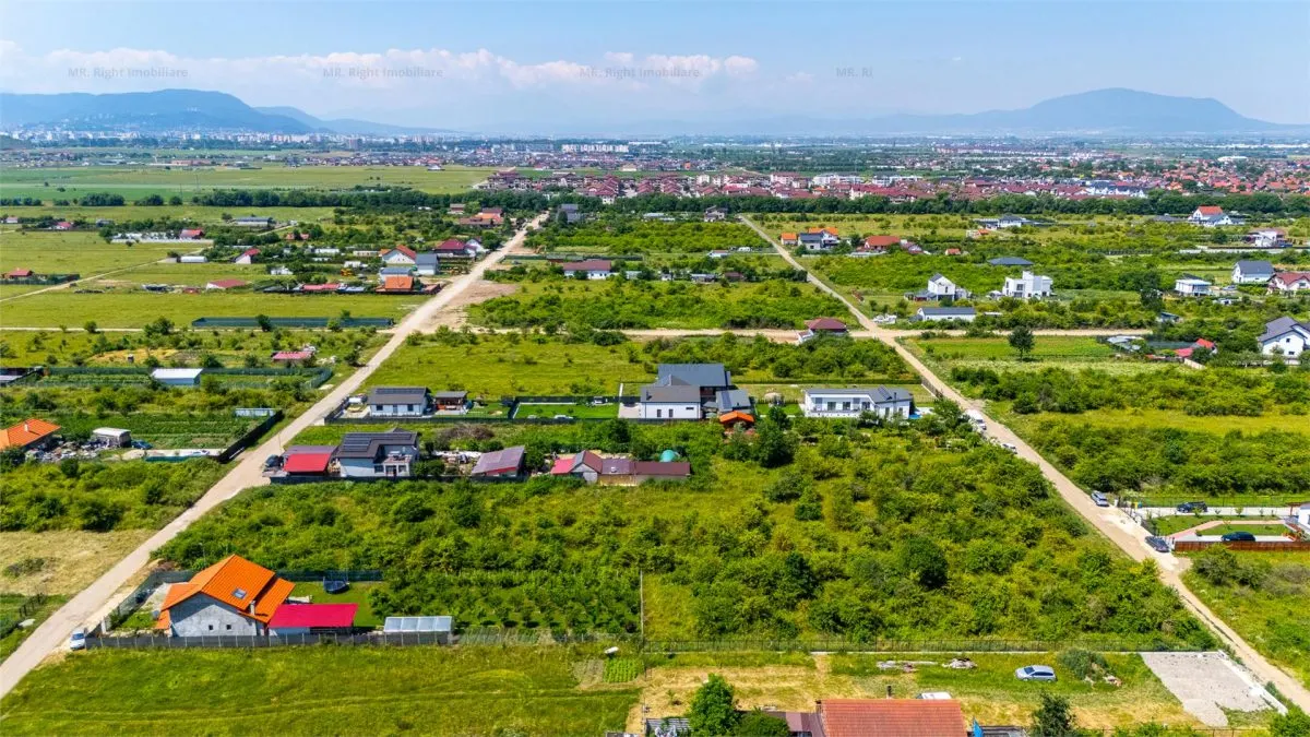 Teren cu potential 1285 mp Sanpetru Brasov - foto 6