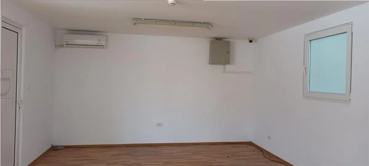 Hala industriala productie sau depozit cu rampa - Freidorf - foto 8