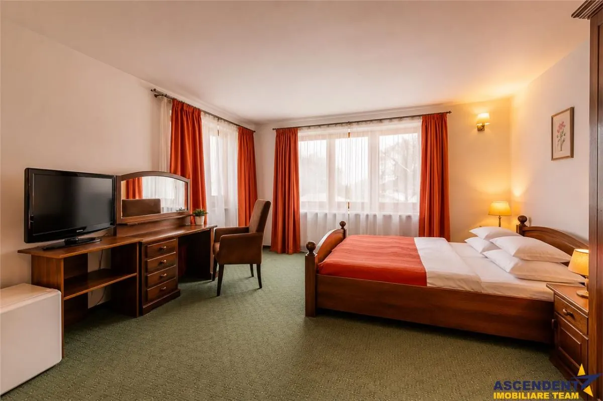 Refugiu turistic 446 mp, panorama asupra Brasovului, 713 mp teren, Drumul Poienii, - foto 14