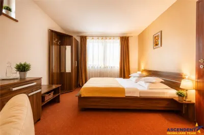Refugiu turistic 446 mp, panorama asupra Brasovului, 713 mp teren, Drumul Poienii, - foto 7