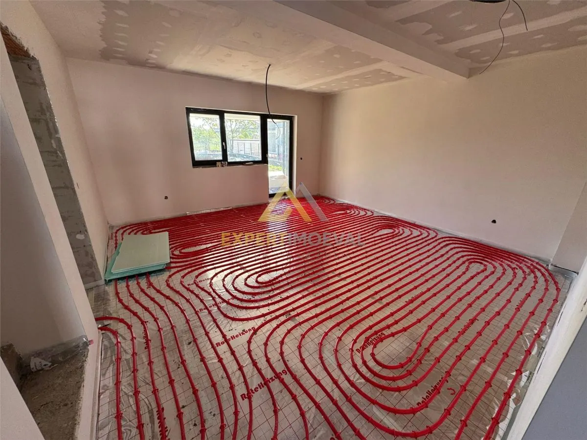 Duplexuri moderne P+E  in Baia Mare-zona Lamaitei - foto 8