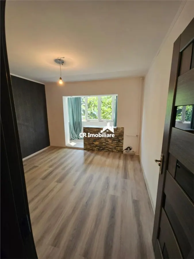 Apartament 4 camere Calea Vitan - foto 4