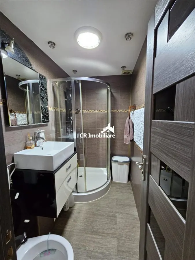 Apartament 4 camere Calea Vitan - foto 5