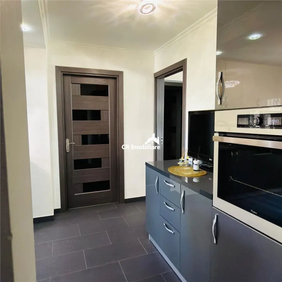 Apartament 4 camere Calea Vitan - foto 6