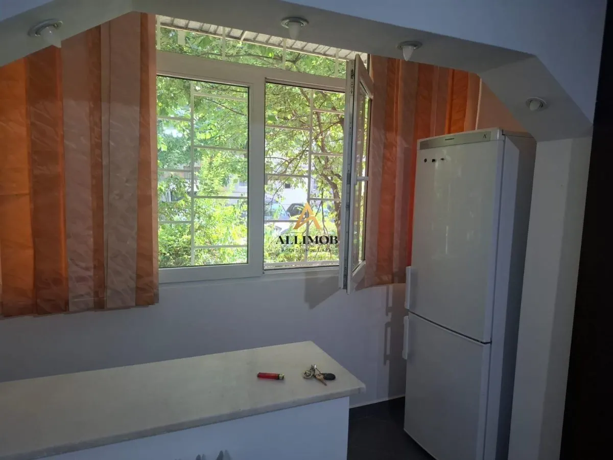 Garsoniera de inchiriat in Ploiesti, zona Malu Rosu - foto 8