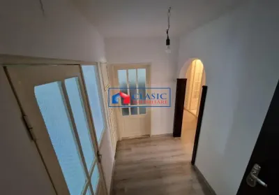 Vanzare apartament 3 camere decomandat Manastur zona Capat Primaverii, Cluj-Napoca - foto 2