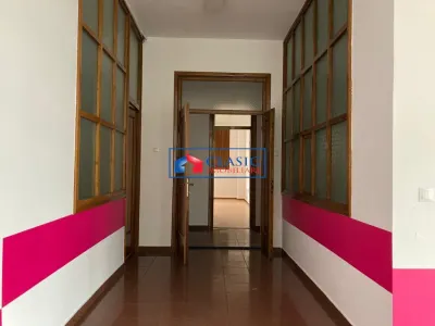 Inchiriere spatiu birouri sau cabinet medical 151 mp zona Centrala- MOL Dorobantilor - foto 7