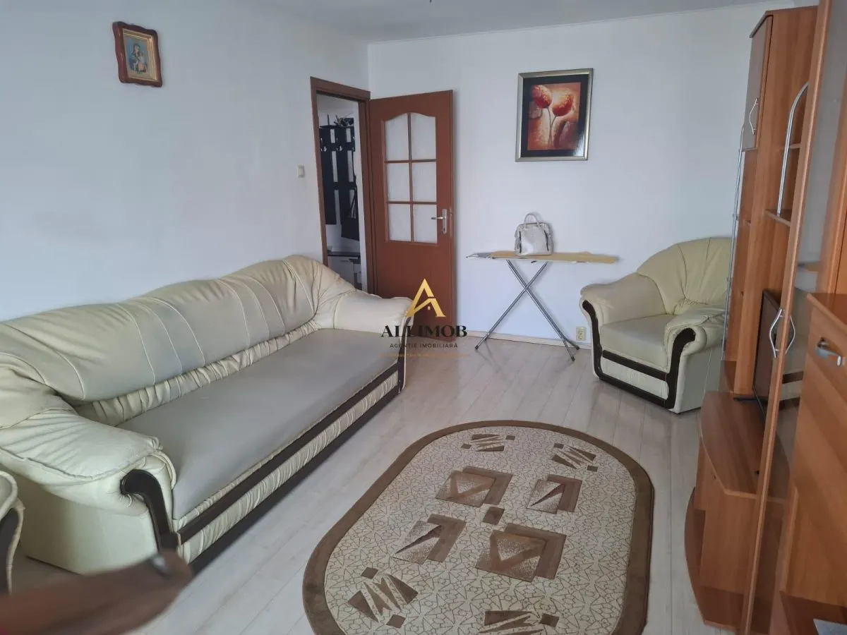 Apartament 3 camere in Ploiesti, zona Paltinis - foto 1