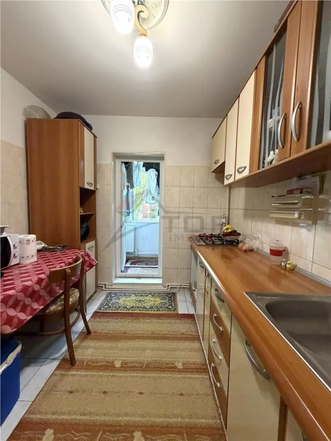 Apartament 3 camere decomandat- Nicolina Lidl - foto 5