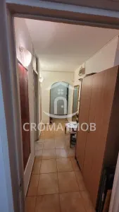 VANZARE APARTAMENT SPATIOS 2 CAMERE  ETAJ 1 MALU ROSU - foto 12