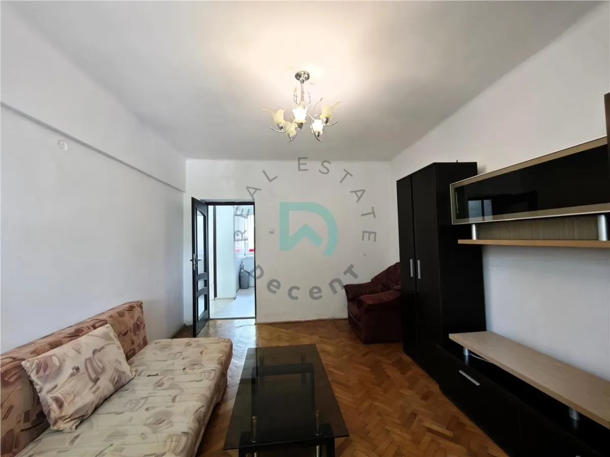 Închiriez 2 camere, Brasovul vechi - foto 11