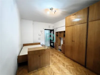Închiriez 2 camere, Brasovul vechi - foto 16