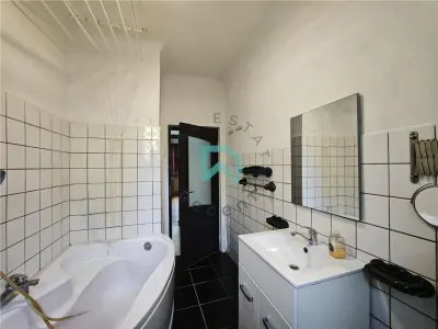 Închiriez 2 camere, Brasovul vechi - foto 21