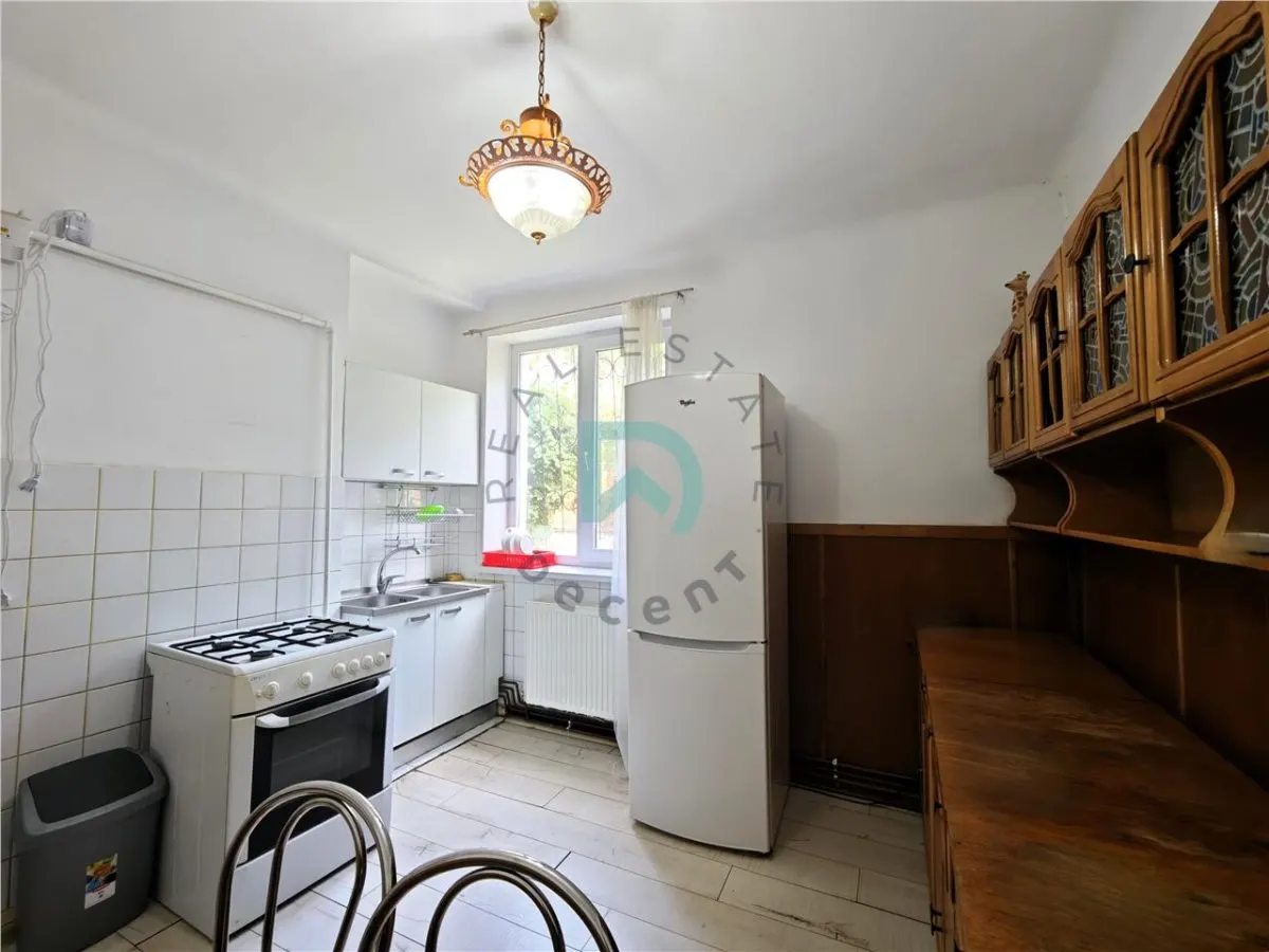 Închiriez 2 camere, Brasovul vechi - foto 5