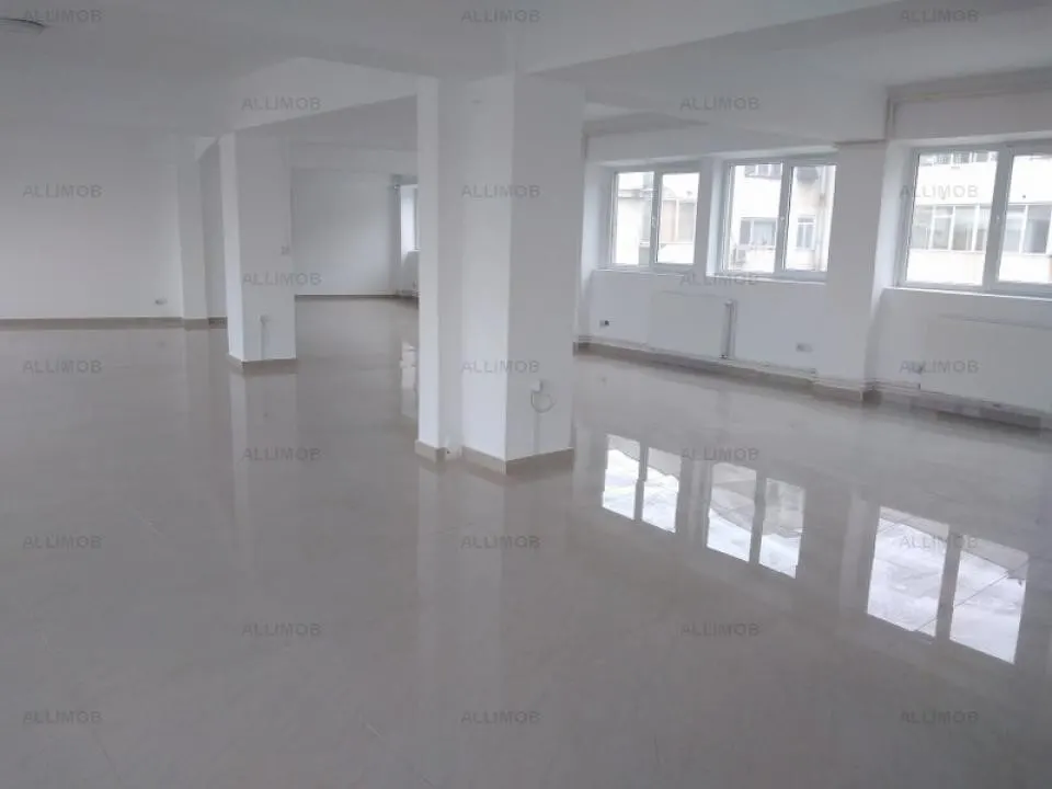 Spatiu de birouri in Ploiesti, zona ultracentrala. - foto 7
