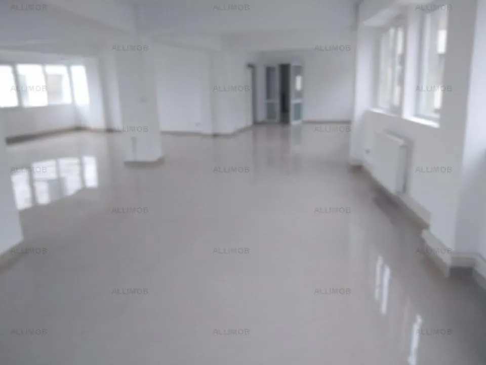Spatiu de birouri in Ploiesti, zona ultracentrala. - foto 9