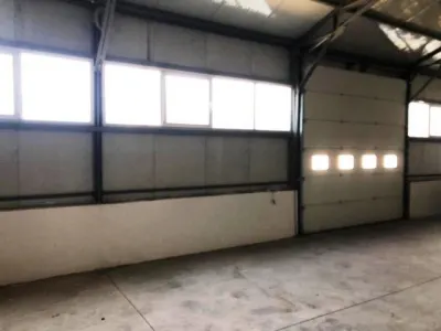 Hala de 440 mp si rampa betonata de 1340 mp in Blejoi. - foto 15