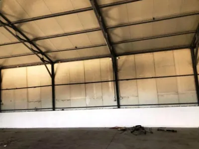 Hala de 440 mp si rampa betonata de 1340 mp in Blejoi. - foto 16