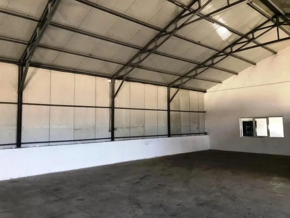 Hala de 440 mp si rampa betonata de 1340 mp in Blejoi. - foto 18