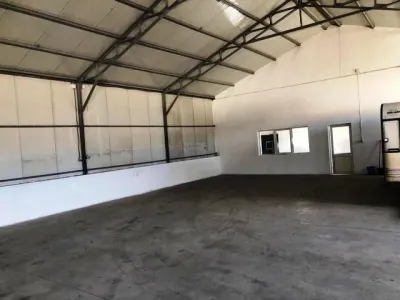 Hala de 440 mp si rampa betonata de 1340 mp in Blejoi. - foto 19