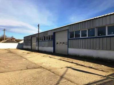 Hala de 440 mp si rampa betonata de 1340 mp in Blejoi. - foto 24