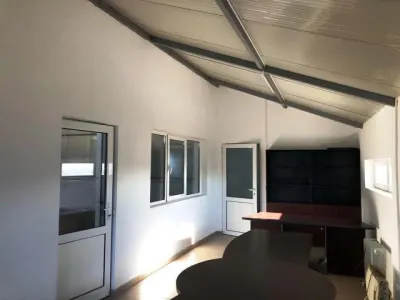 Hala de 440 mp si rampa betonata de 1340 mp in Blejoi. - foto 9