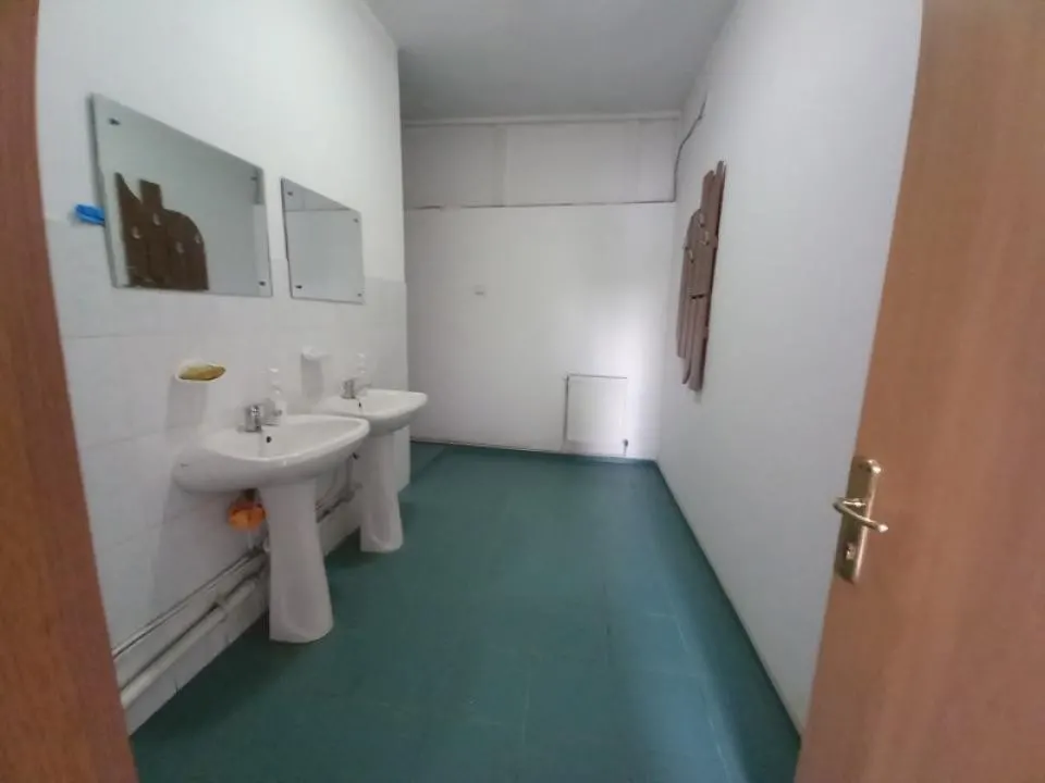 Spatiu de birouri 160  mp in Ploiesti, zona Sud. - foto 11