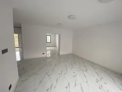 Cladire de biouri/ clinica  cu o suprafata de 800 mp D+P+1E+M . - foto 2