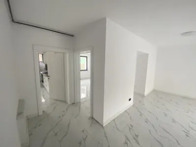 Cladire de biouri/ clinica  cu o suprafata de 800 mp D+P+1E+M . - foto 11