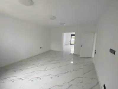 Cladire de biouri/ clinica  cu o suprafata de 800 mp D+P+1E+M . - foto 13