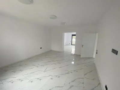 Cladire de biouri/ clinica  cu o suprafata de 800 mp D+P+1E+M . - foto 14