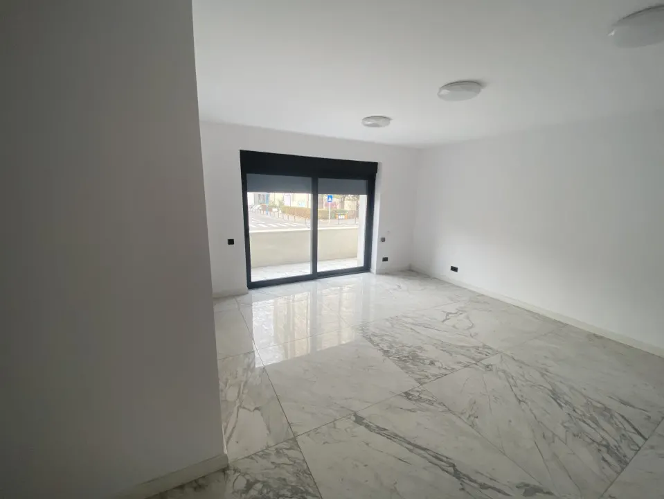 Cladire de biouri/ clinica  cu o suprafata de 800 mp D+P+1E+M . - foto 16