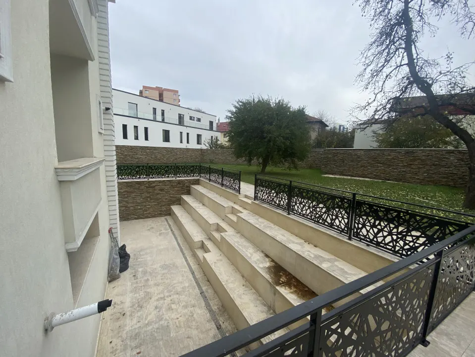 Cladire de biouri/ clinica  cu o suprafata de 800 mp D+P+1E+M . - foto 7