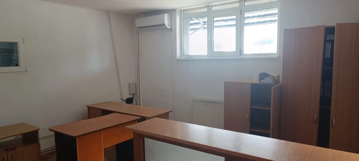 Hala de productie/ depozitare in suprafata de 340 mp in Ploiesti, zona Xenia. - foto 7
