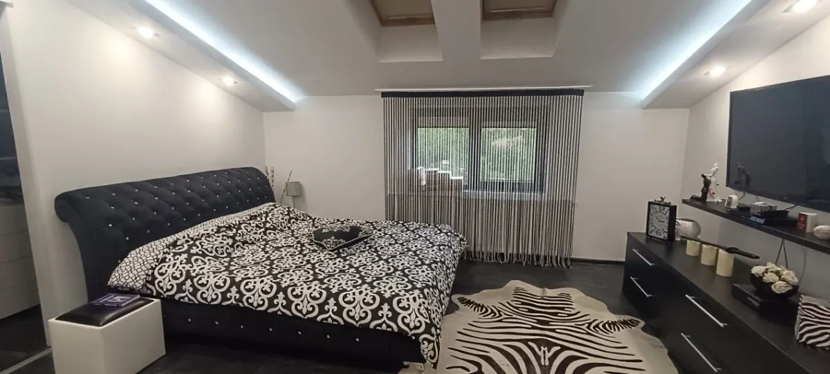 Vila supeba 4 camere in Blejoi, 733 mp teren - foto 22
