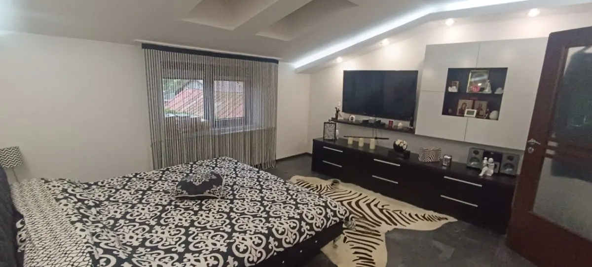 Vila supeba 4 camere in Blejoi, 733 mp teren - foto 23