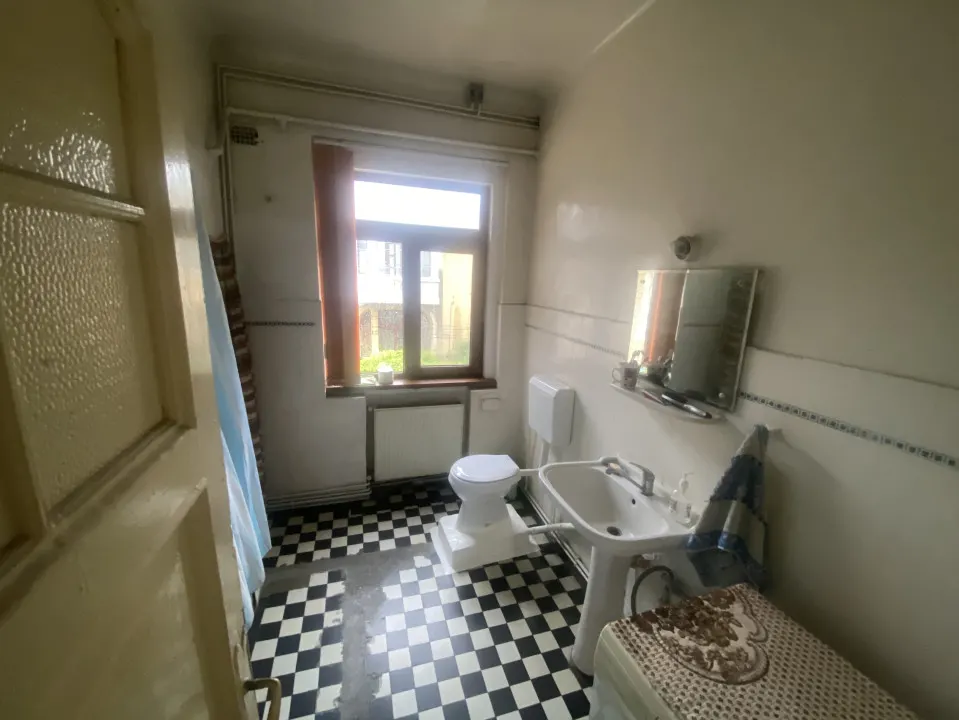 Apartament in vila zona Bulevardul Castanilor, suprafata utila 102 mp, 4 camere. - foto 16