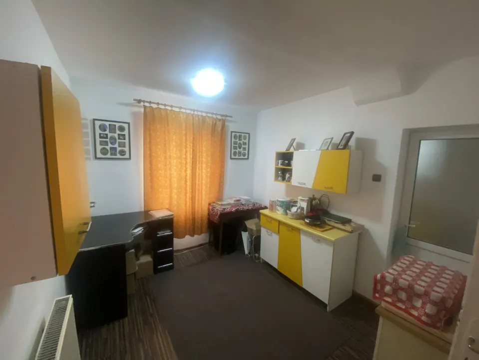 Apartament in vila zona Bulevardul Castanilor, suprafata utila 102 mp, 4 camere. - foto 6