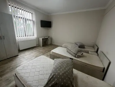 Camere de inchiriat pentru muncitori . - foto 22
